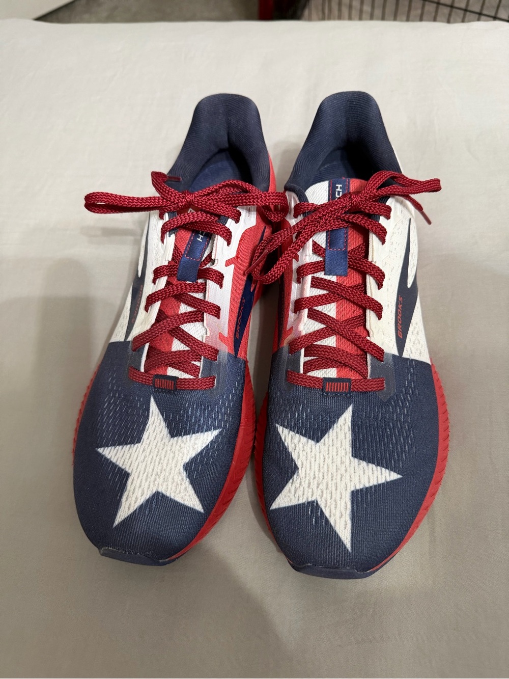 Brooks Women’s Launch 8 Sneakers - Red, Navy & White - Picture 4 of 6